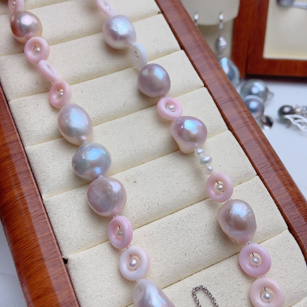 设计款，超大无核巴洛克，天然粉色女皇贝项链