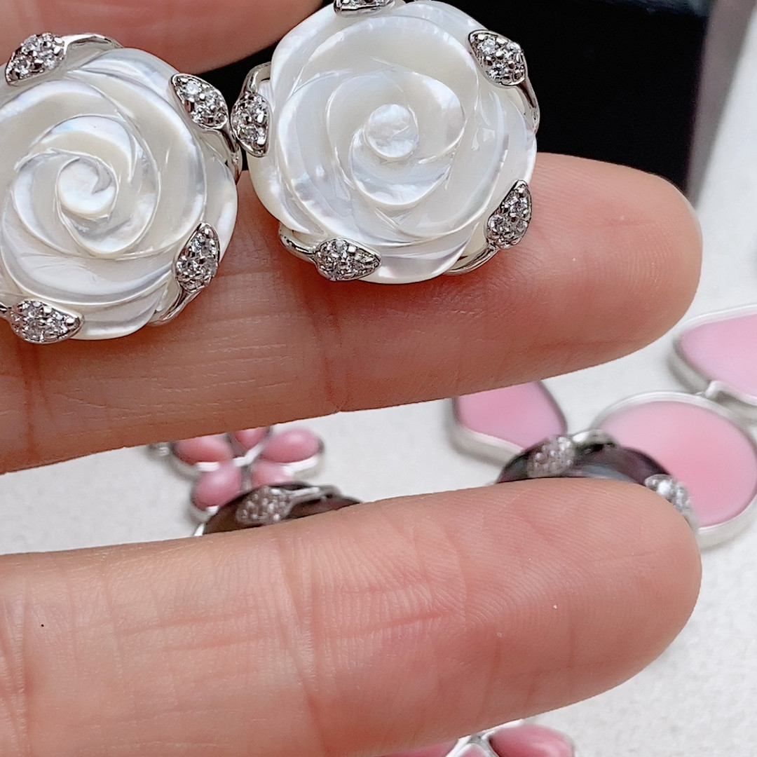 白色伯爵花设计，纯银耳钉,珠宝/钻石/翡翠,耳饰,淘宝优惠券,粉丝福利购,淘宝优惠卷