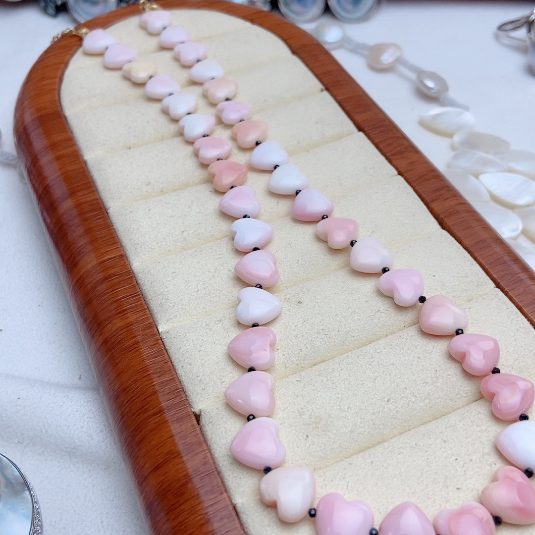 天然女皇贝爱心项链