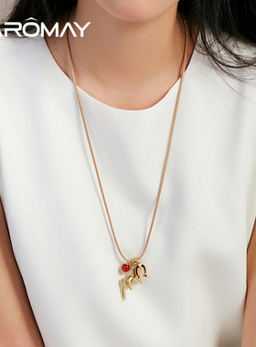 卡洛美策马鎏金毛衣链女小众高级设计感时尚长款挂坠小马桑尼吊坠