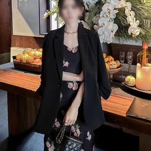 大码女装两件套胖mm显瘦遮肉套装吊带裙女韩版通勤七分袖防晒外套