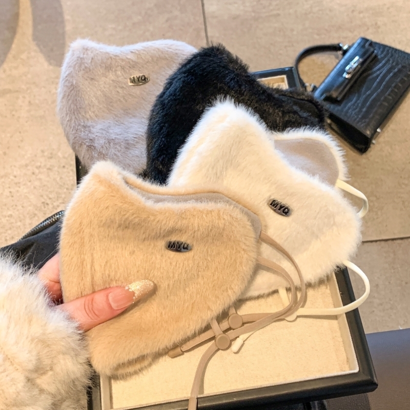 冬季仿兔绒保暖口罩女2025新款立体显脸小防风防寒高颜值护脸面罩