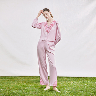 NT春秋薄款丝质睡衣女士刺绣蕾丝长袖长裤家居服两件套装