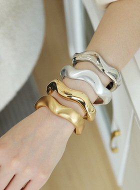 经典外贸手镯外贸波浪宽手镯欧美流行电镀潮流Bangle手镯伴手礼