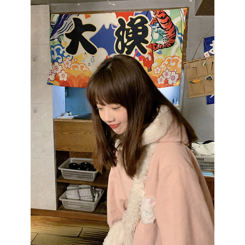 可爱餐厅羊羔绒冬季日系保暖外套