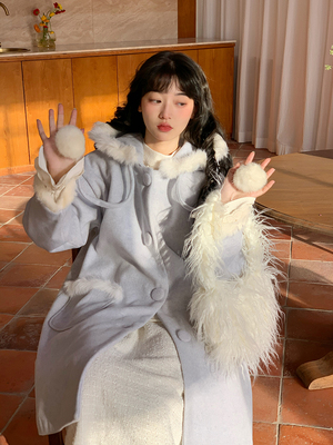 蛋包饭餐厅毛绒连帽呢子大衣