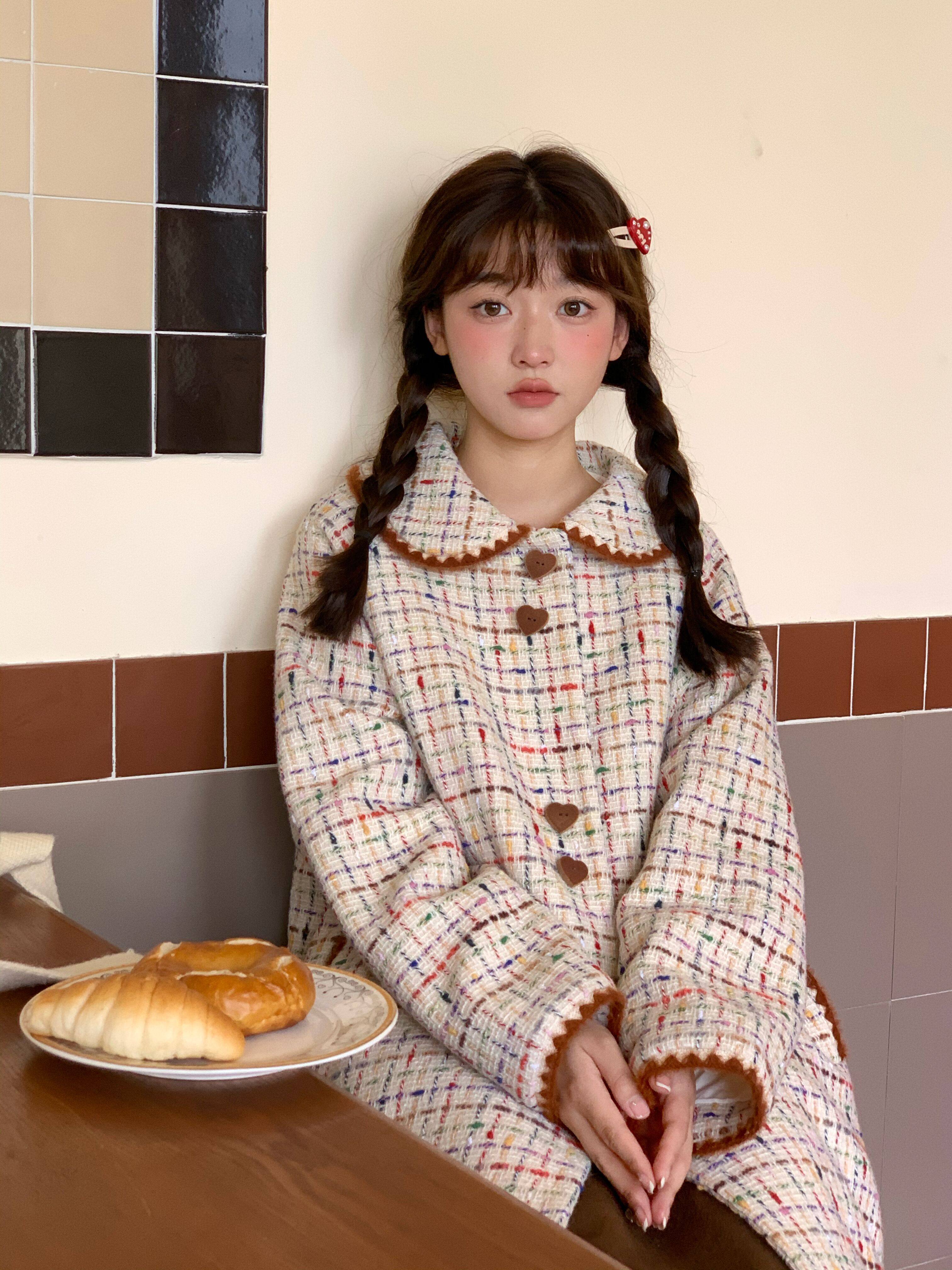 蛋包饭餐厅呢子大衣女20232秋冬新款爱心扣少女荷花领毛呢外套