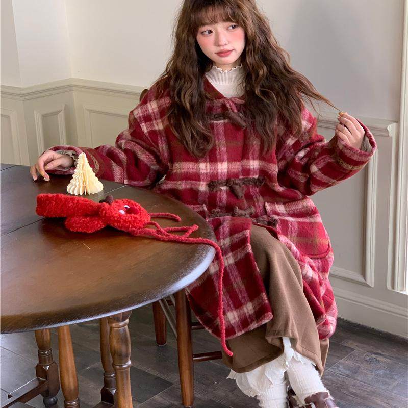 蛋包饭餐厅圣诞新年战服格纹牛角扣大衣秋冬新款气质氛围长款外套