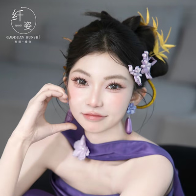 2025新款新中式金色竹叶造型新娘
