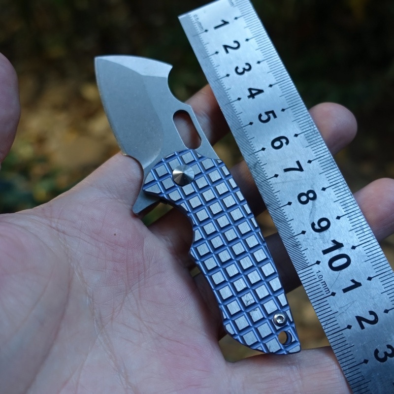 高硬度锋利耐磨折叠工具小刀