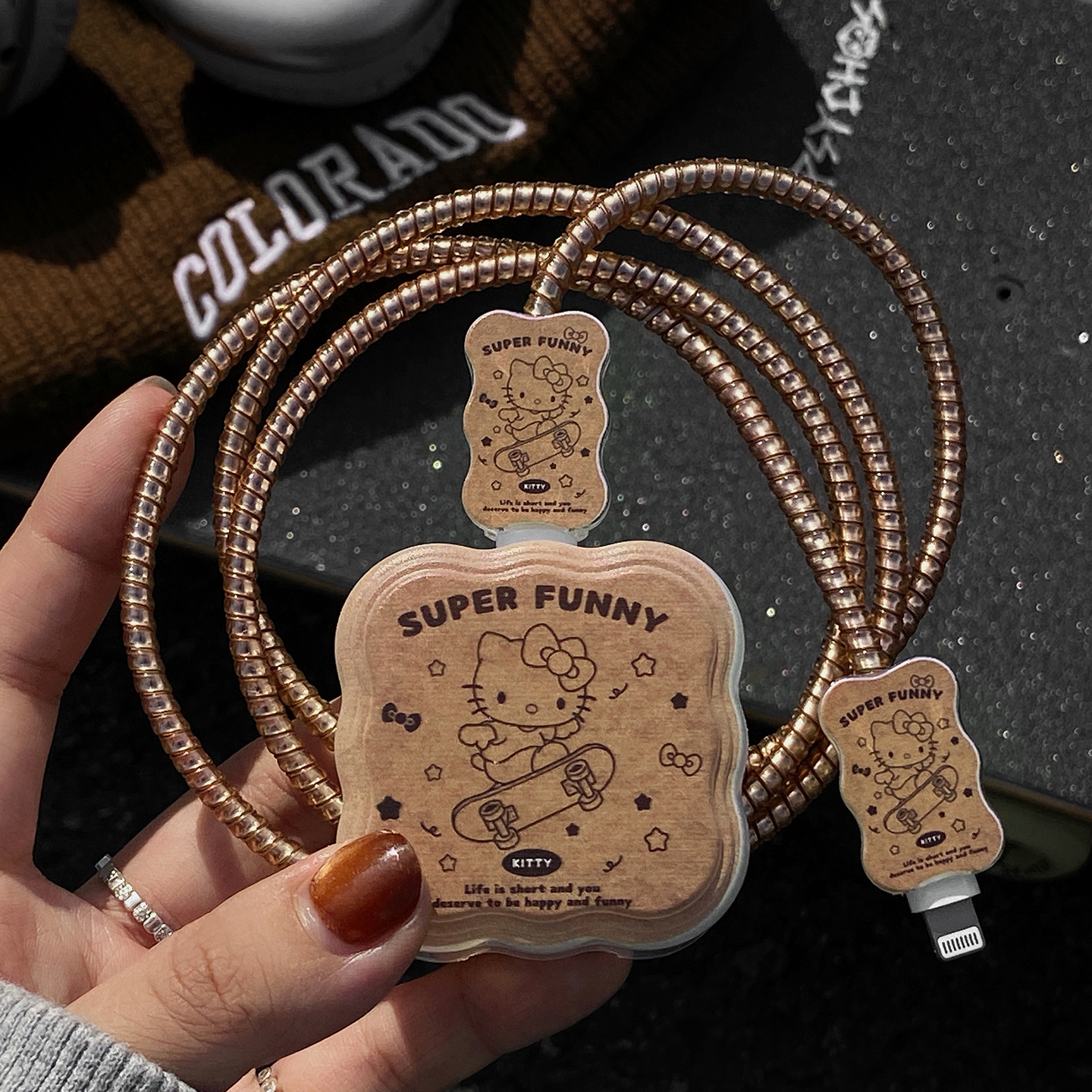 这个充电器好可爱哦！！