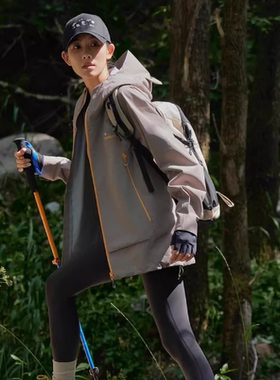 探路者冲锋衣男女同款户外防风防水可收纳灵狐耳外套TABBBN80888