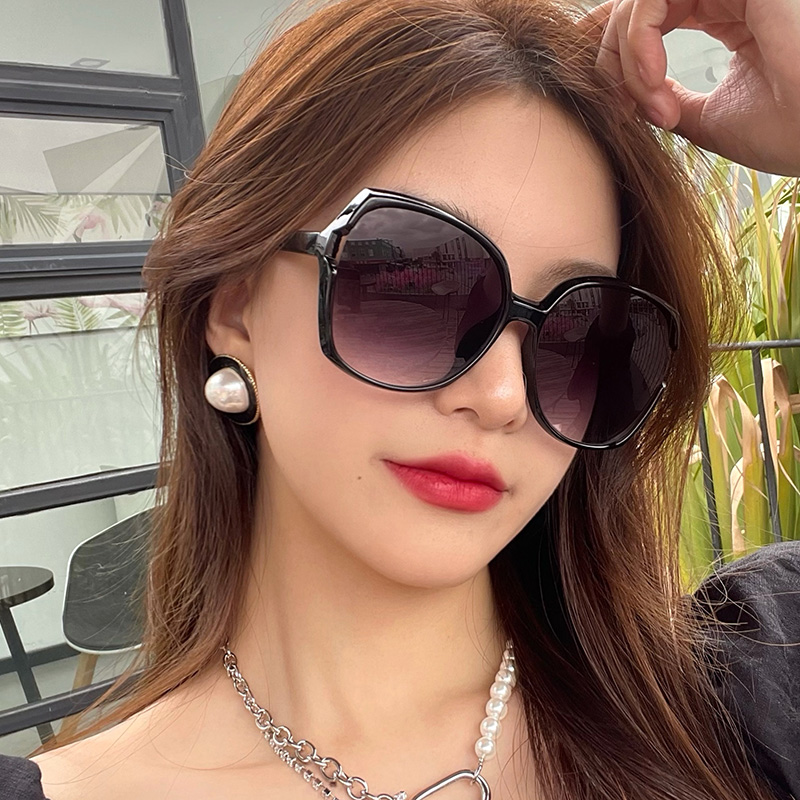 太阳眼镜女士2023年新款遮阳防晒防飞虫防紫外线圆脸墨镜骑行开车