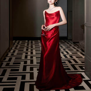 敬酒服新娘高级感简约抹胸气质结婚高端轻奢拖尾酒红色订婚礼服裙