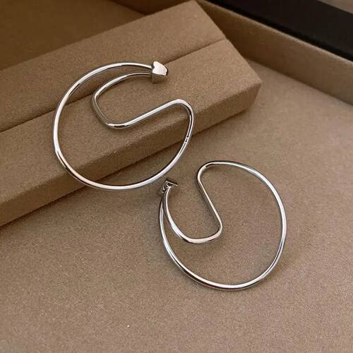 Retro Geometric Irregular Circle Ear Cuff Non-Piercing Ear B