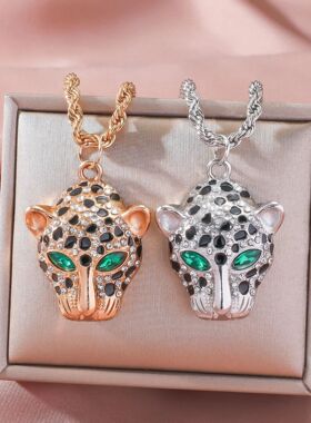 Punk Style Necklace with Decor Simple Durable Smooth Surface