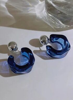 Korean Syle Clear Acrylic Blue Geomeric C-shaped Hoop Earrin