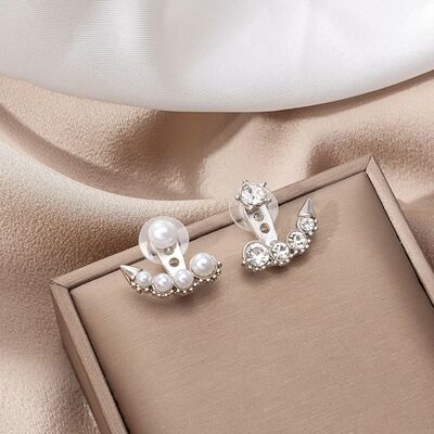 French simple asymmeric pearl geomeric sud earrings rear han