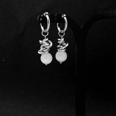 Stainless steel chain earrings with neutral ins style