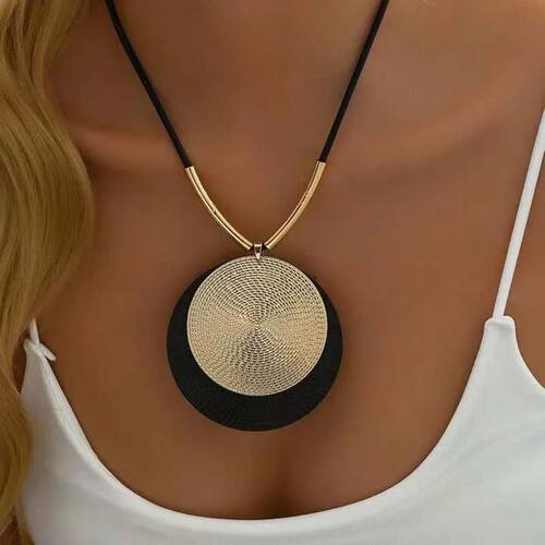 Creative Unique Large Round Pendant Necklaces for Women  Bla