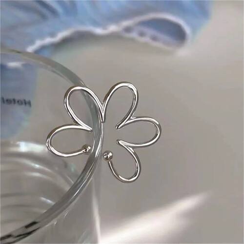 Simple Metal Flower Clip Earrings Ear Clips for Women No-Pie