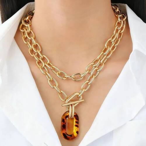 Fashionable Irregular Resin Leopard Oval Pendan Necklace for