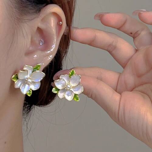 Rero drop glaze gardenia earrings fene emperamen niche desig