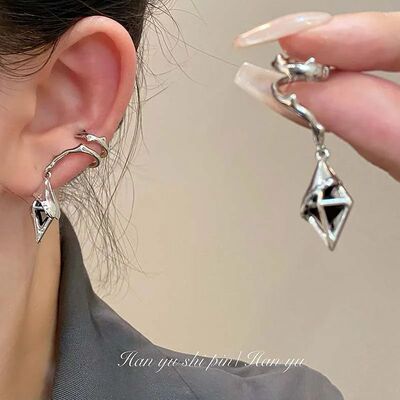 Cold wind Personaliy Irregular ca ear rough sone earbone cli
