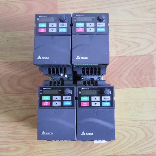 台达变频器1.5KW三相输入VFD015E43A VFD01543T二手包好技术支持