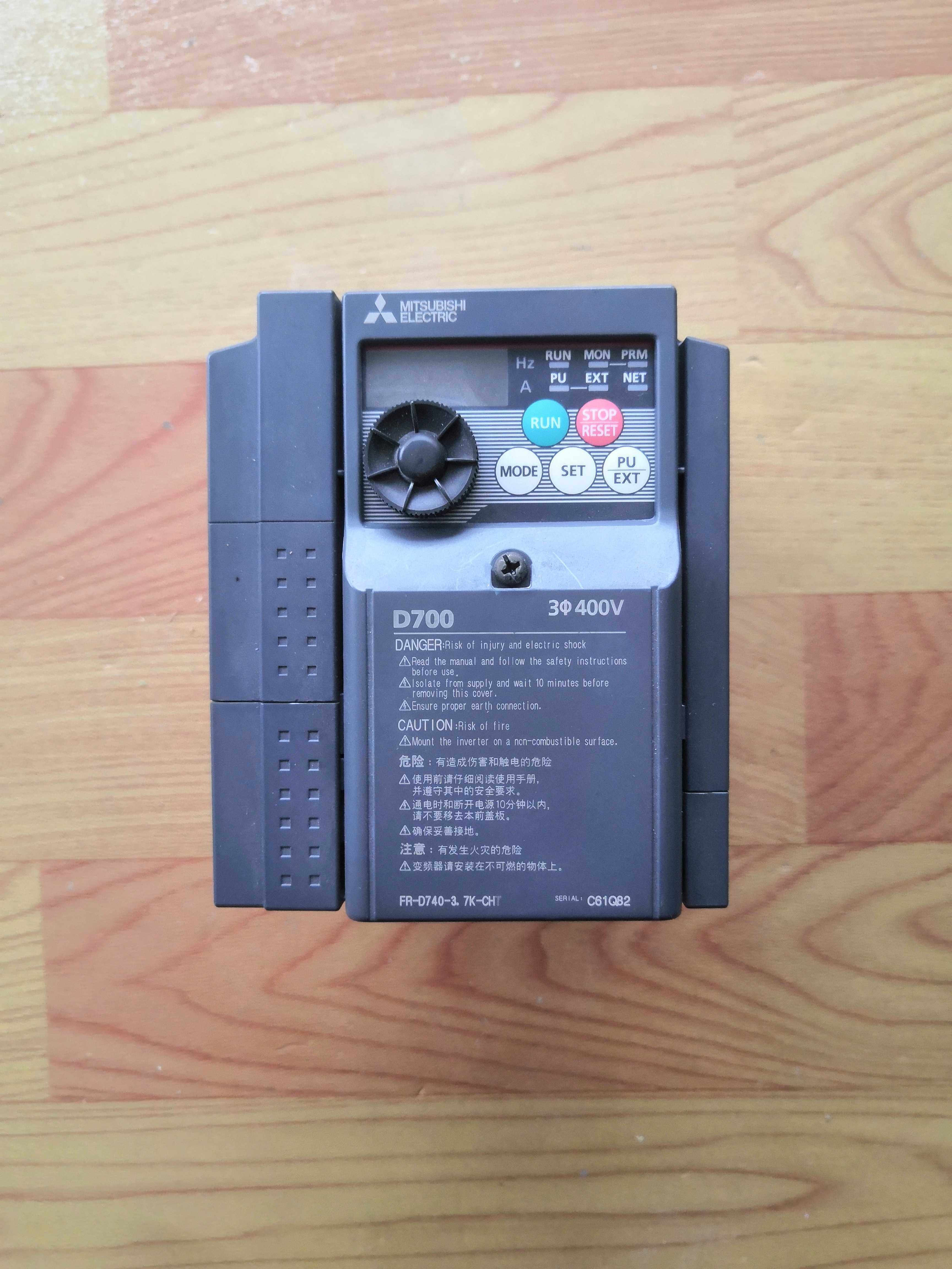 三菱变频器FR-D740-3.7K-CHT三相输入3.7KW二手包好提供技术支持