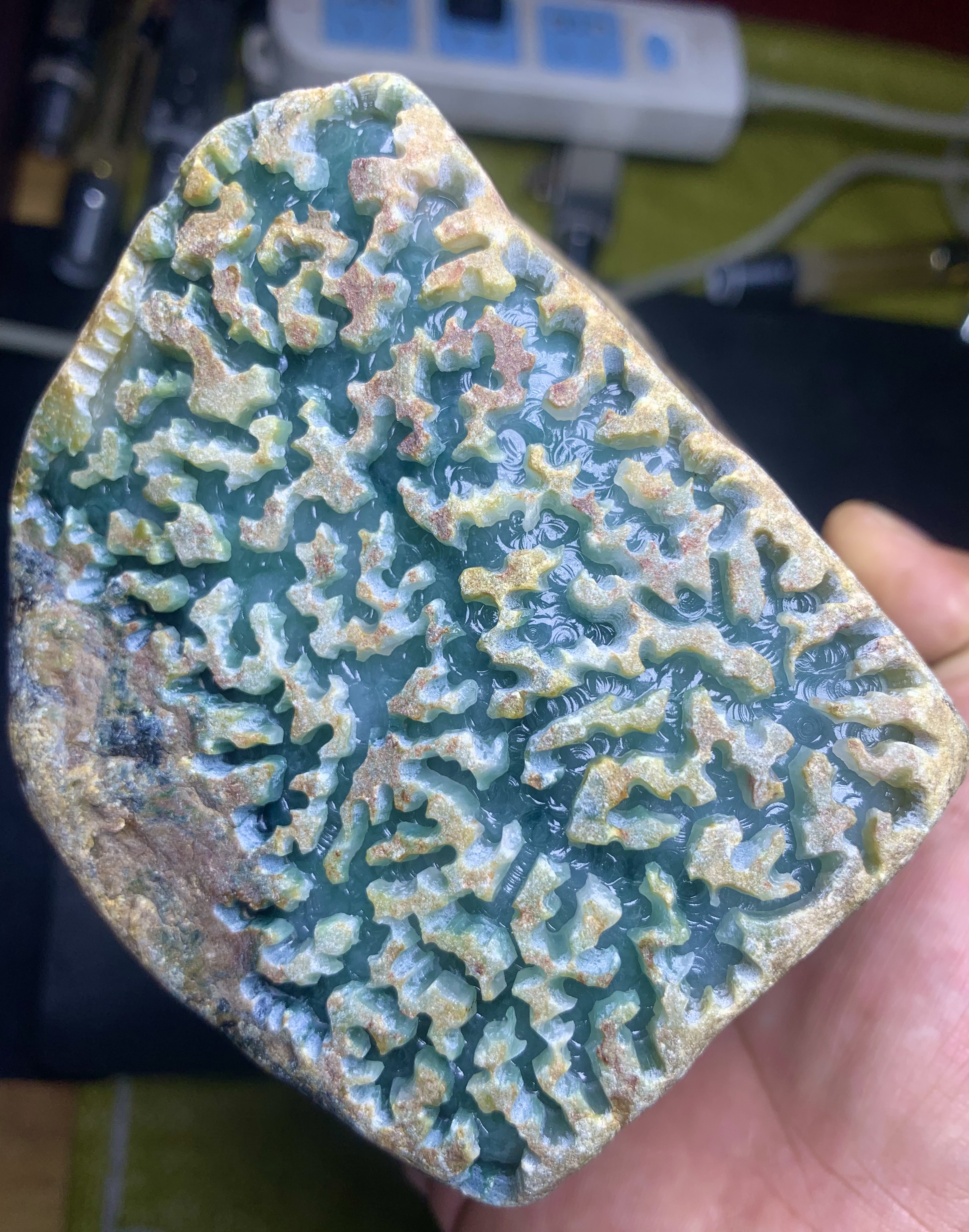 翡翠原石玉石珠宝木那包浆料冰飘花手镯缅甸1.6kg毛料蓝水牌子
