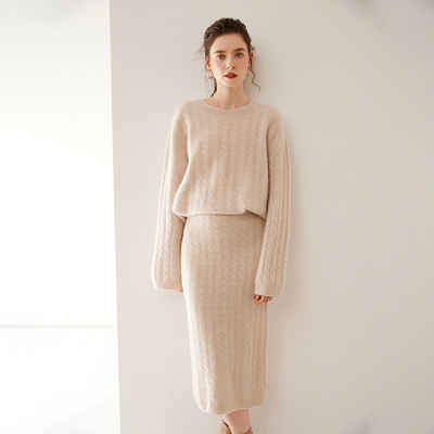 24年秋冬新款加厚100纯山羊绒衫女圆领慵懒风阔袖大码复古毛衣