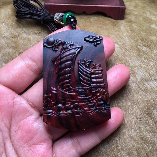 海南黄花梨紫油梨一帆风顺吊坠项链木雕饰品护身符车挂红木工艺品