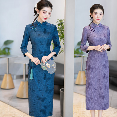 2025年秋季新款改良长袖旗袍女高端提花年轻气质连衣裙日常中长款
