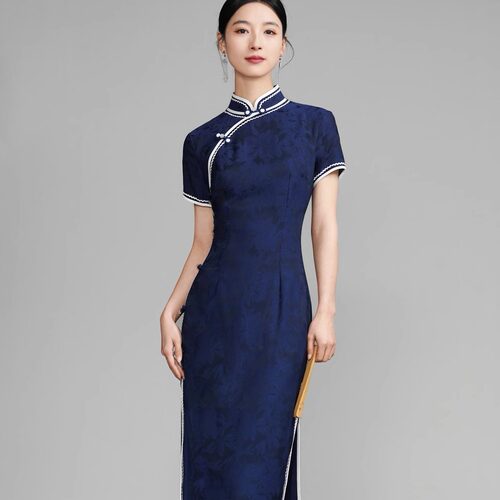 2025春季新款女中式收腰显瘦连衣裙女民国风斜襟走秀改良蓝色旗袍