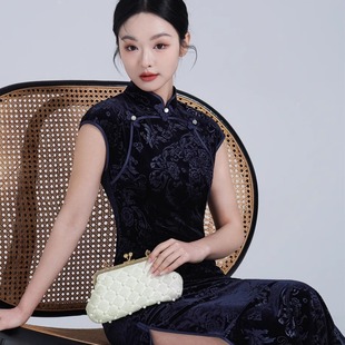 旗袍新款2025改良年轻高端修身高级修身显瘦气质复古日常丝绒长款