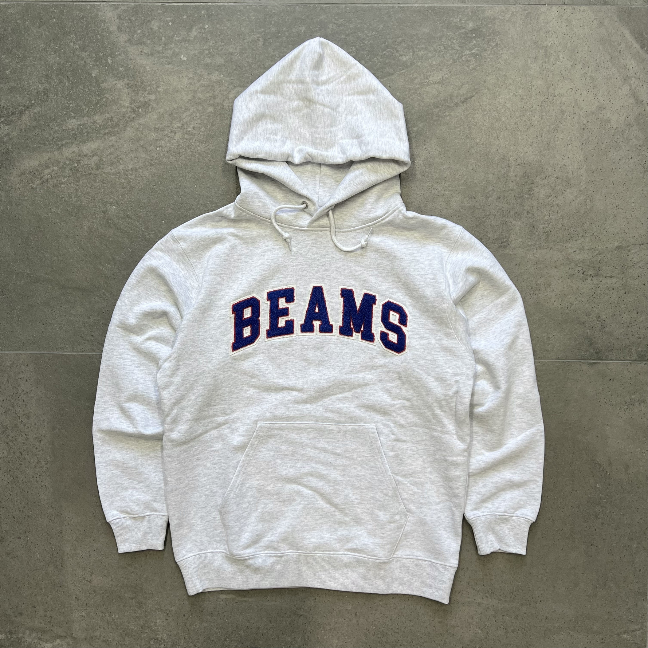 BEAMS宽松复古学院风连帽套头