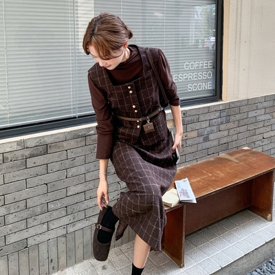 咖色格子背心马甲半身裙套装
