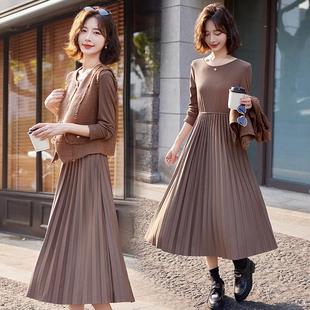 小香风连衣裙女2025新款轻奢高级感春秋款气质马甲百褶连衣裙套装