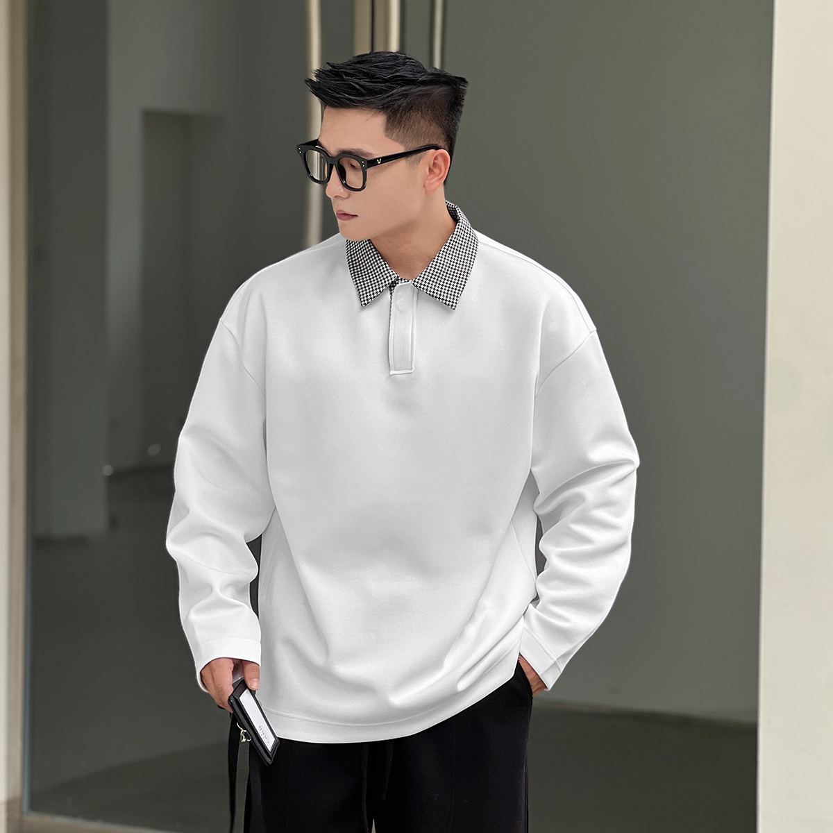 二十二号穿搭千鸟格隐藏纽扣男士秋季卫衣长袖t恤宽松内搭打底衫