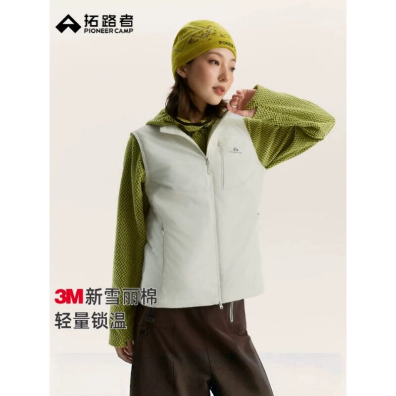 拓路者女户外轻量雪丽棉保暖马甲