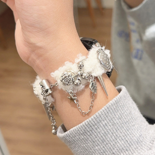 草莓毛绒金属链条GT5适用华为GT6手表watch4pro表带苹果9小众秋冬