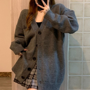 慵懒风毛衣外套女秋冬季新款宽松V领高级感软糯时尚百搭针织开衫