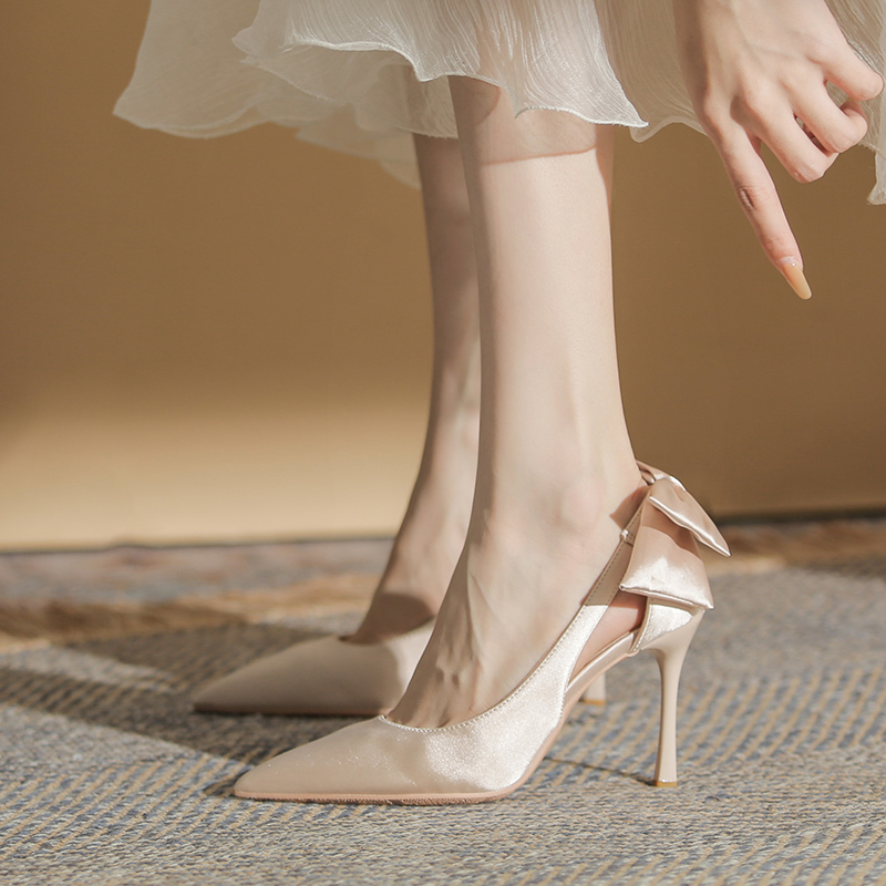 法式设计感小众白色小码高跟鞋婚鞋婚纱镂空尖头软大码单鞋41一43