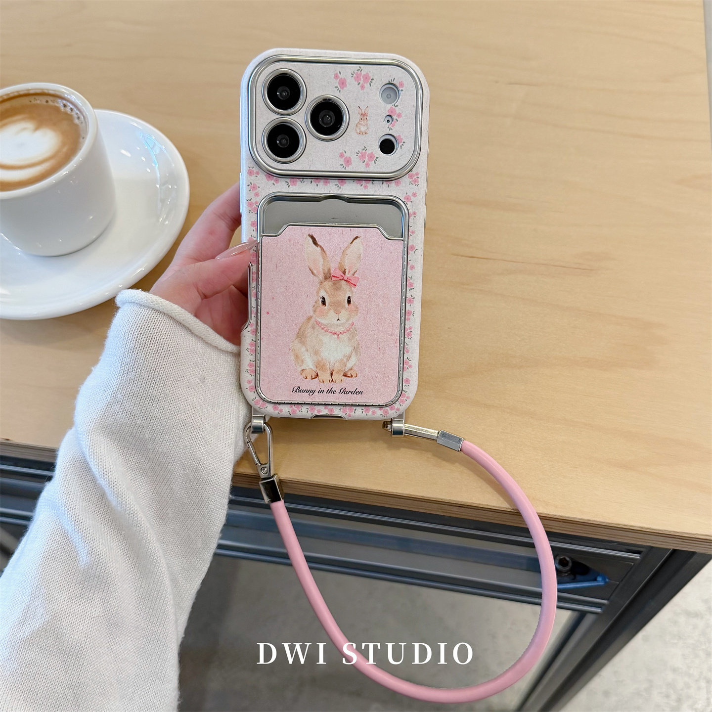DWI STUDIO粉色可爱碎花兔兔插卡挂绳手机壳17proma