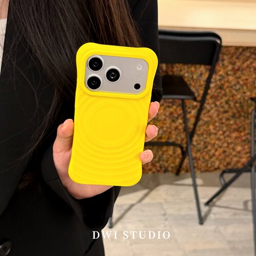 高级时髦电光黄波漾磁吸手机壳