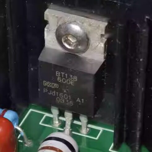 BT138-600E 双向可控硅三极管 12A 600V 全新