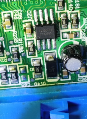 FM25Q16A 汽车电脑板存储器芯片 全新 贴片八脚