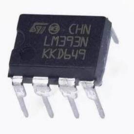 LM393 LM393N 直插 DIP-8 低功耗电压双比较器