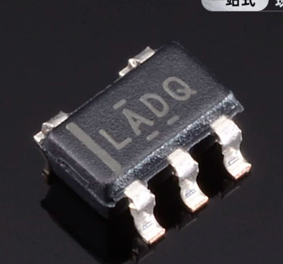LADQ SOT23 新能源充电机汽车类通用低电压比较器三极管 5脚